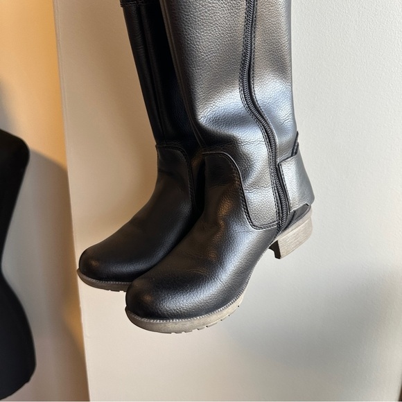 **CLARKS* Black Leather Riding Boots Size 6 - Picture 4 of 10